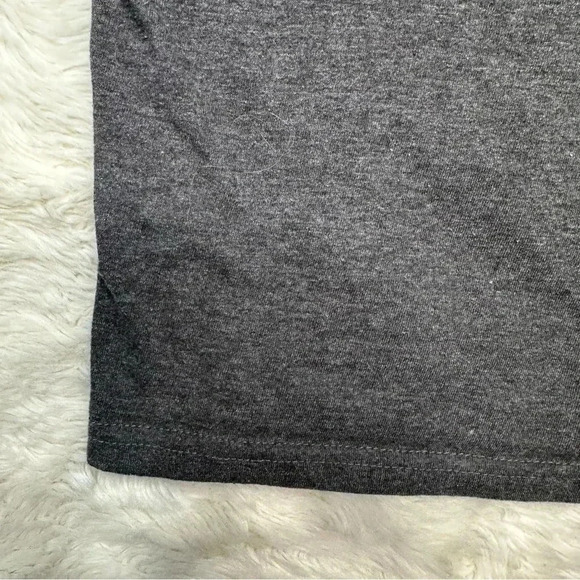 Superman T-Shirt Grey  & Red Size 5T - Picture 3 of 16
